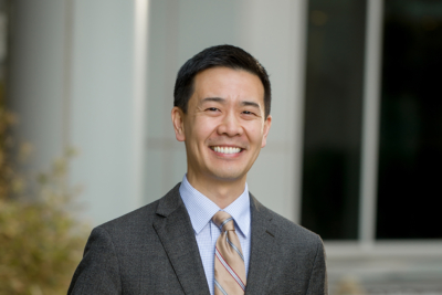 Peng receives Research Achievement Award from the American Skin Association