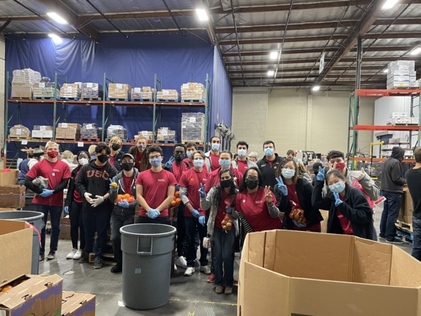 Keck School Students volunteering at LA Regional Food Bank