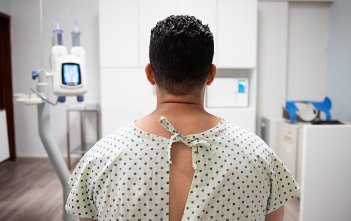 Patient having a tomography exam.